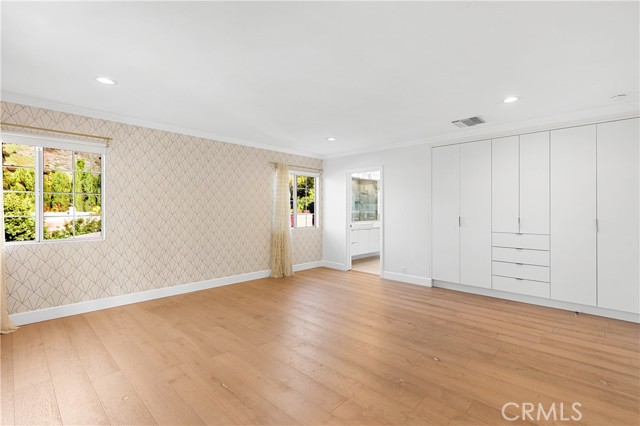 Detail Gallery Image 33 of 53 For 3156 Dona Emilia Dr, Studio City,  CA 91604 - 5 Beds | 3 Baths