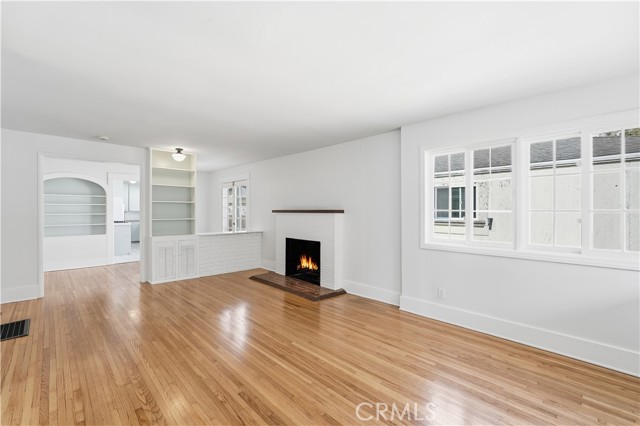 Detail Gallery Image 18 of 41 For 815 South Juanita, Redondo Beach,  CA 90277 - 4 Beds | 2 Baths