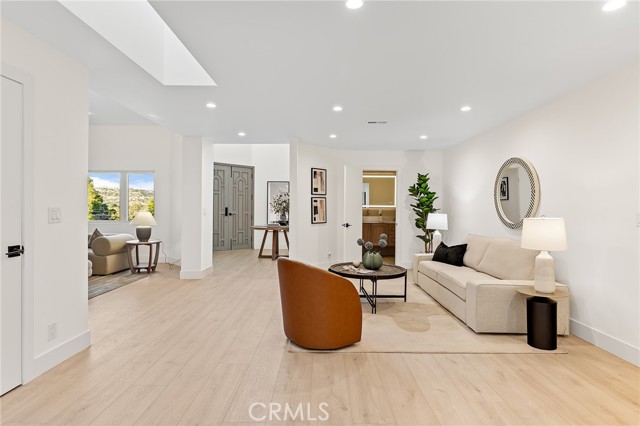 Detail Gallery Image 31 of 72 For 10533 Morada, Orange,  CA 92869 - 4 Beds | 4/1 Baths