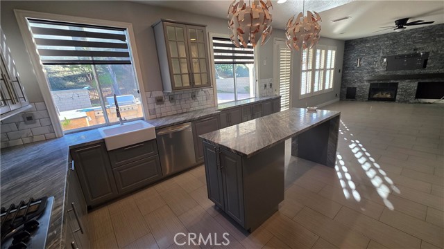 26246 Reade Place, Stevenson Ranch CA: https://media.crmls.org/medias/8ec7145d-b387-4136-9b95-67364a6be1e4.jpg
