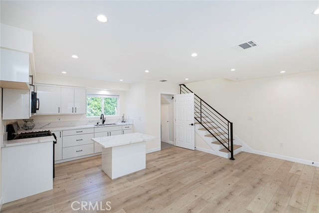 Detail Gallery Image 7 of 25 For 15849 Malden St, North Hills,  CA 91343 - 2 Beds | 1/1 Baths
