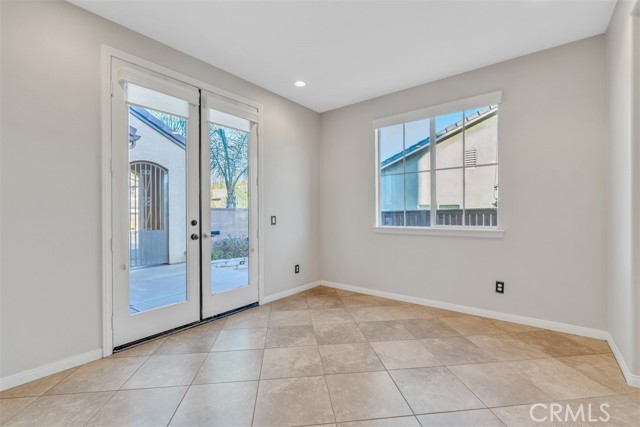 Detail Gallery Image 8 of 53 For 25406 Singleleaf St, Corona,  CA 92883 - 4 Beds | 3/1 Baths