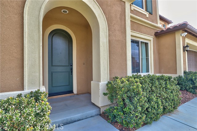 Detail Gallery Image 6 of 74 For 27916 Huron Ct, Menifee,  CA 92585 - 5 Beds | 3/1 Baths