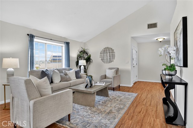 Detail Gallery Image 8 of 61 For 20122 Candleflame Ct, Walnut,  CA 91789 - 8 Beds | 6 Baths