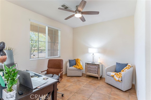 67760 Rio Vista Drive, Cathedral City CA: https://media.crmls.org/medias/8ec8fc09-c747-48bc-8a06-d4acc944a418.jpg