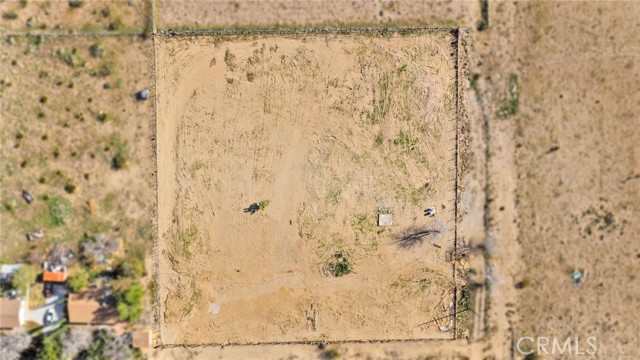 Detail Gallery Image 4 of 11 For 9353 Cody #2 Rd, Lucerne Valley,  CA 92356 - – Beds | – Baths