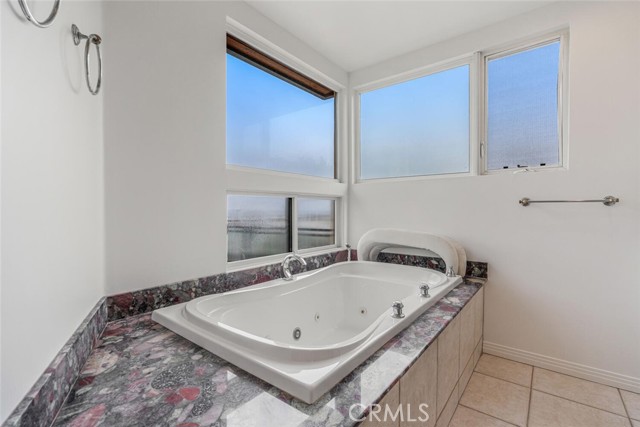 221 17th, Manhattan Beach, California 90266, 5 Bedrooms Bedrooms, ,6 BathroomsBathrooms,Residential,For Sale,17th,SR26091960