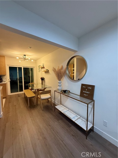 Detail Gallery Image 3 of 19 For 633 Grant, Santa Monica,  CA 90405 - 2 Beds | 2 Baths