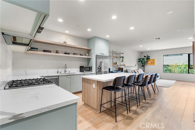 Detail Gallery Image 11 of 27 For 4524 N Ayla, Los Angeles,  CA 90041 - 3 Beds | 4 Baths