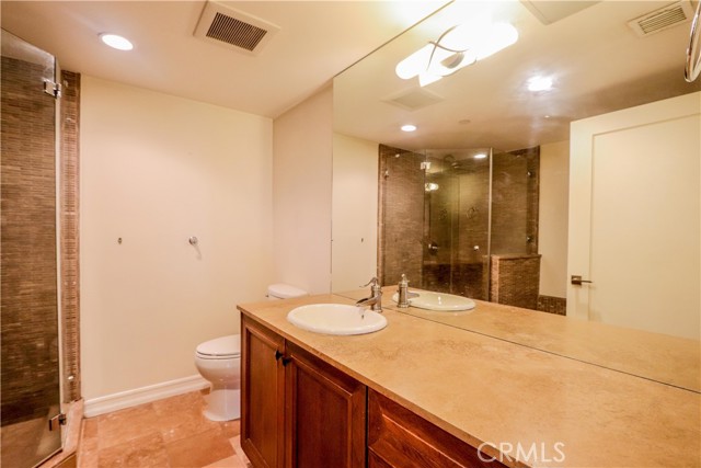 Detail Gallery Image 19 of 29 For 1420 S Bundy Dr #105,  Los Angeles,  CA 90025 - 3 Beds | 2 Baths