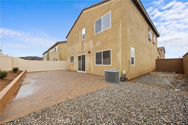 Detail Gallery Image 27 of 30 For 2168 Redwood Ln, Banning,  CA 92220 - 3 Beds | 2/1 Baths