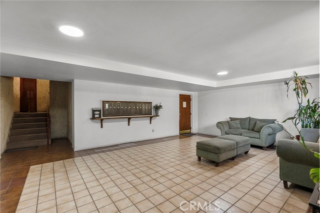 Detail Gallery Image 28 of 37 For 11274 Morrison St #2,  North Hollywood,  CA 91601 - 2 Beds | 2/1 Baths