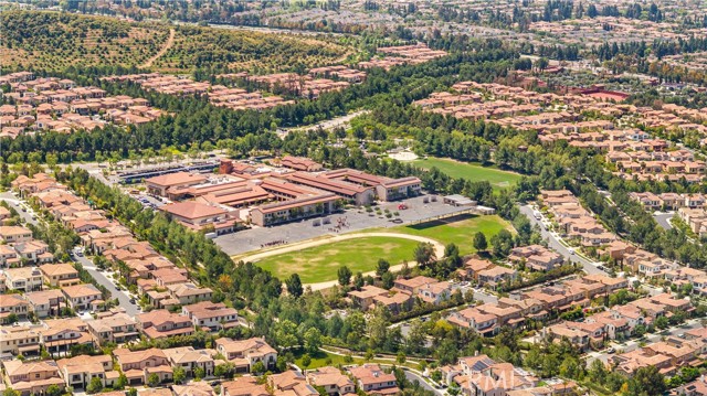 Detail Gallery Image 70 of 74 For 111 Great Oak, Irvine,  CA 92602 - 5 Beds | 5/1 Baths