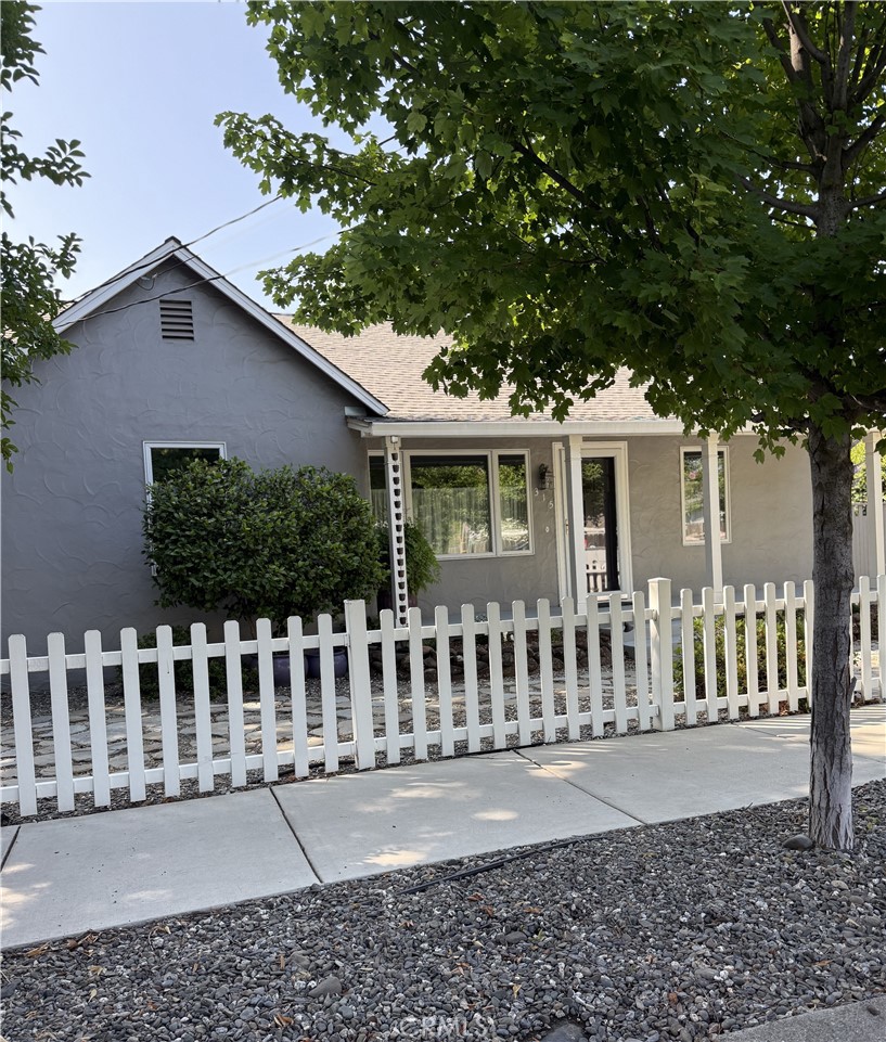 315 W 6th Avenue