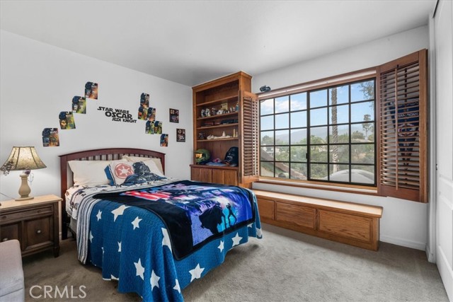 2587 Eagle Circle, Corona CA: https://media.crmls.org/medias/8ecd6077-a222-4502-a551-ea94215b6cf4.jpg