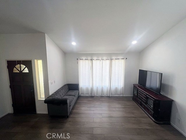 Detail Gallery Image 2 of 18 For 410 Russell Ave #C,  Monterey Park,  CA 91755 - 4 Beds | 3 Baths