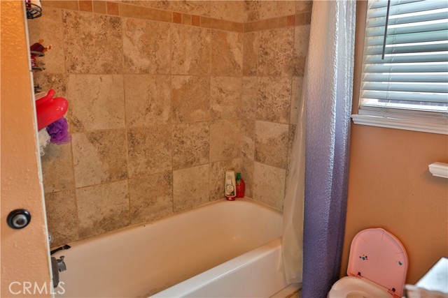 Detail Gallery Image 19 of 33 For 1201 South St, Corning,  CA 96021 - 5 Beds | 1/1 Baths