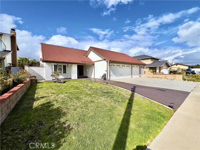 Image 2 for 8571 Mossford Dr, Huntington Beach, CA 92646