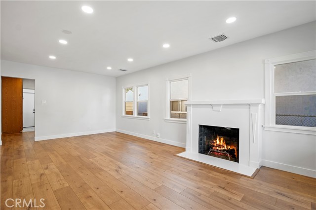 Detail Gallery Image 6 of 50 For 1116 E Doran St, Glendale,  CA 91206 - – Beds | – Baths