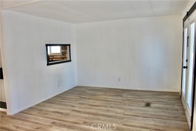 601 N Kirby Street, Hemet CA: https://media.crmls.org/medias/8ecec051-6fcf-45d5-8e06-d1d74afa5b98.jpg