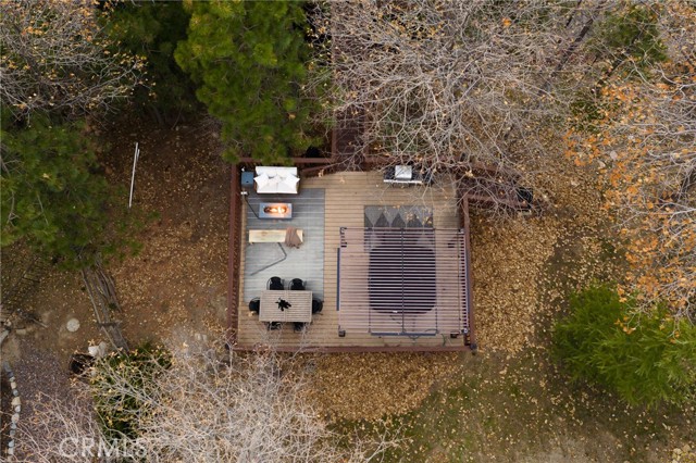 Detail Gallery Image 23 of 29 For 28000 West Shore Dr, Lake Arrowhead,  CA 92352 - 4 Beds | 3/1 Baths