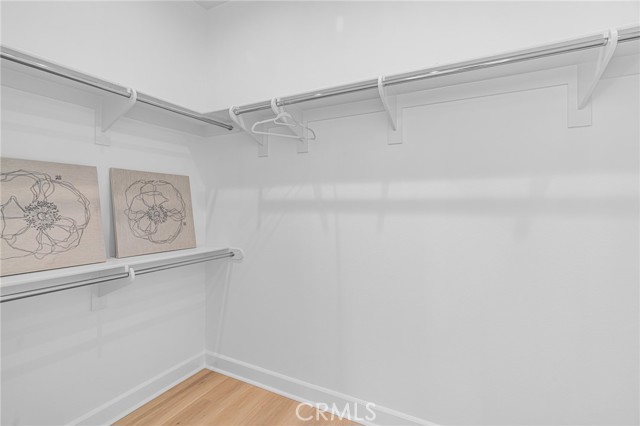 98 Quill, Irvine CA: https://media.crmls.org/medias/8ed035c2-6429-48bc-9898-d64d202dfffd.jpg