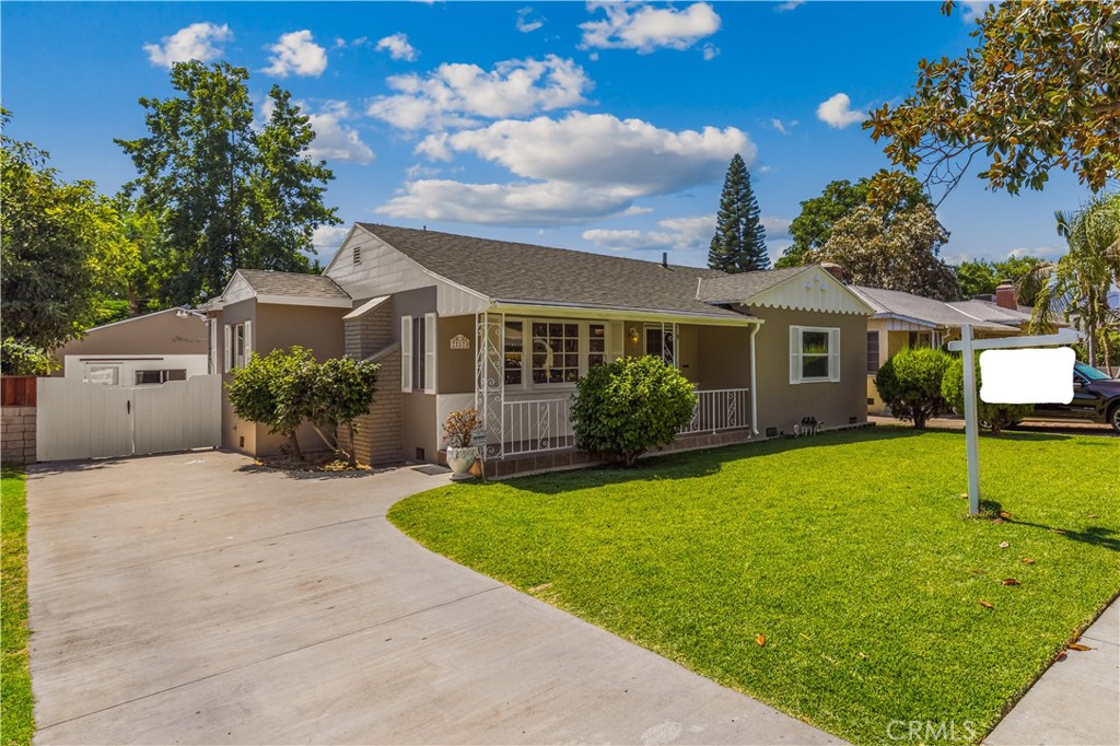 250 W Cedar Avenue, Burbank, CA 91502