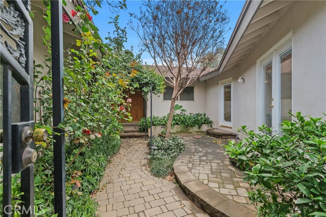 Detail Gallery Image 3 of 40 For 3314 Celeste, Riverside,  CA 92507 - 4 Beds | 2 Baths