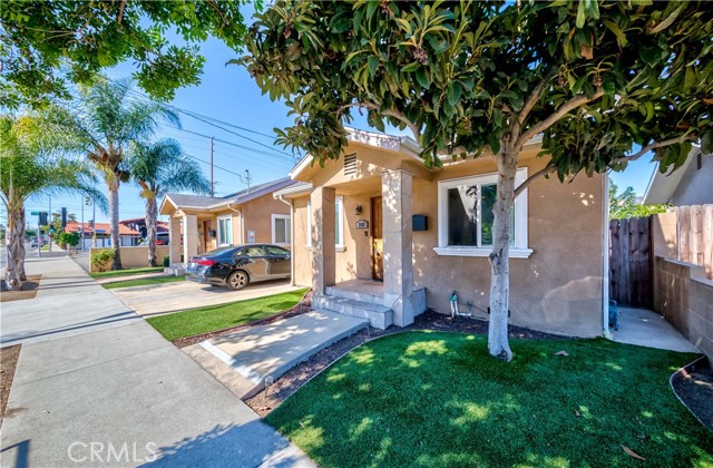 Detail Gallery Image 2 of 13 For 2163 250th St, Lomita,  CA 90717 - 2 Beds | 1 Baths