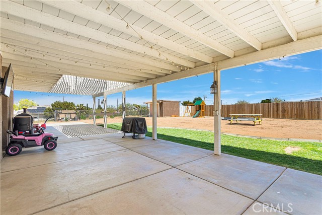 Detail Gallery Image 35 of 45 For 8957 Buckthorn Ave, Hesperia,  CA 92345 - 4 Beds | 2 Baths
