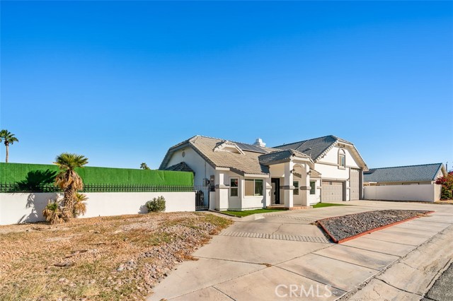 Detail Gallery Image 2 of 28 For 28010 Panorama Rd, Cathedral City,  CA 92234 - 4 Beds | 2/1 Baths