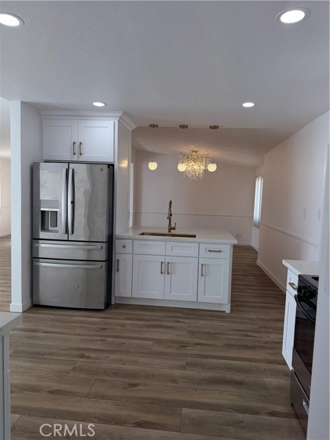 Detail Gallery Image 6 of 38 For 1720 Elsinore Cir, Oxnard,  CA 93035 - 3 Beds | 2 Baths