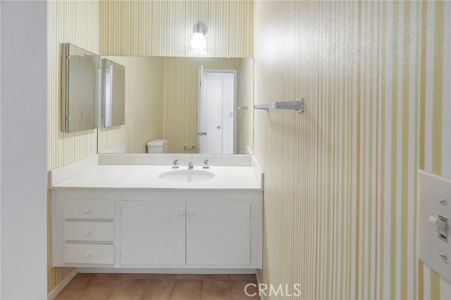 Detail Gallery Image 19 of 26 For 27850 Longhill, Rancho Palos Verdes,  CA 90275 - 4 Beds | 2/1 Baths