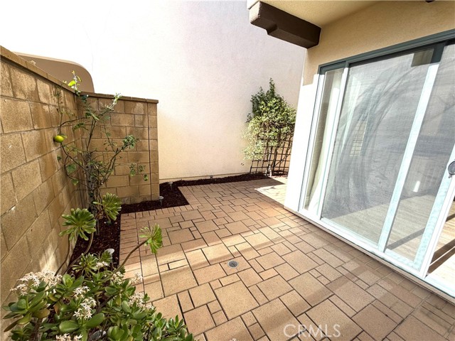 Detail Gallery Image 11 of 24 For 56 Strawberry Grove, Irvine,  CA 92620 - 3 Beds | 2/1 Baths