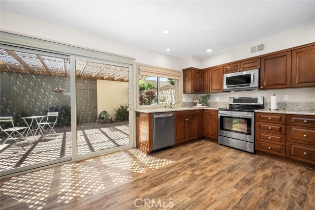 Image 7 of 68 For 4102 Avenida Sevilla