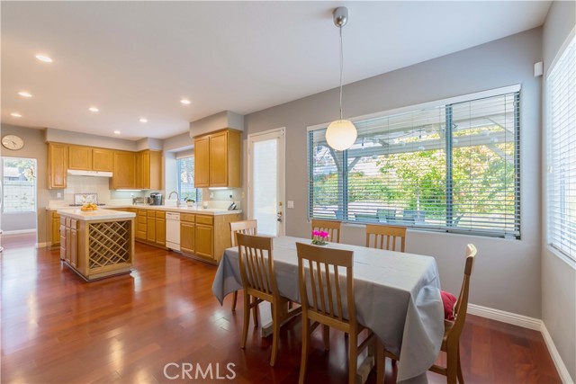 2018 Wren Way, Fullerton CA: https://media.crmls.org/medias/8ed43105-8978-4907-8e02-f28dc6f9494d.jpg