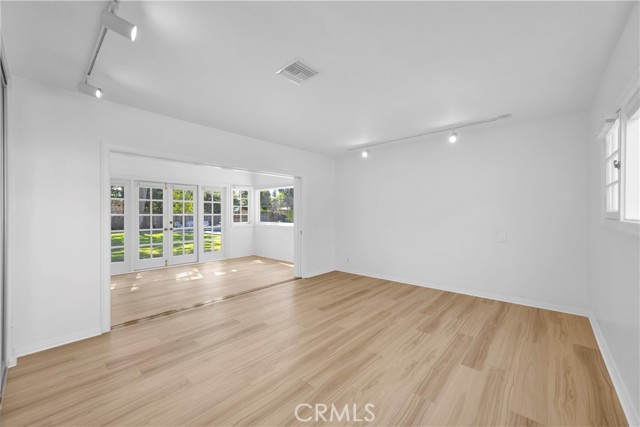 Detail Gallery Image 16 of 36 For 4031 N Virginia Rd, Long Beach,  CA 90807 - 4 Beds | 4 Baths