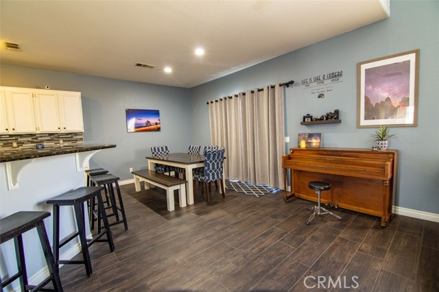 13411 Hawthorn Avenue, Moreno Valley CA: https://media.crmls.org/medias/8ed5b70d-b243-45ab-a88c-dffbbfb1e839.jpg