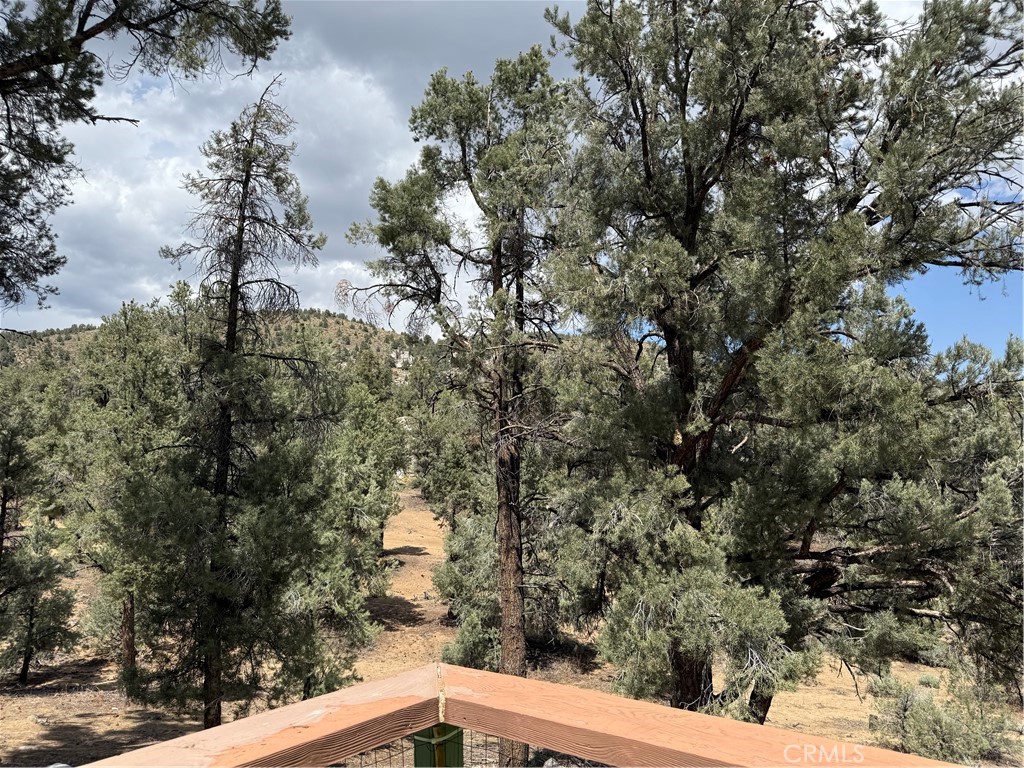 https://media.crmls.org/medias/8ed7e511-1234-4ad3-a172-ef9cb2fbffed.jpg?preset=X-Large