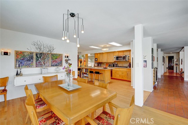 Detail Gallery Image 7 of 40 For 4161 via Padova, Claremont,  CA 91711 - 4 Beds | 3 Baths