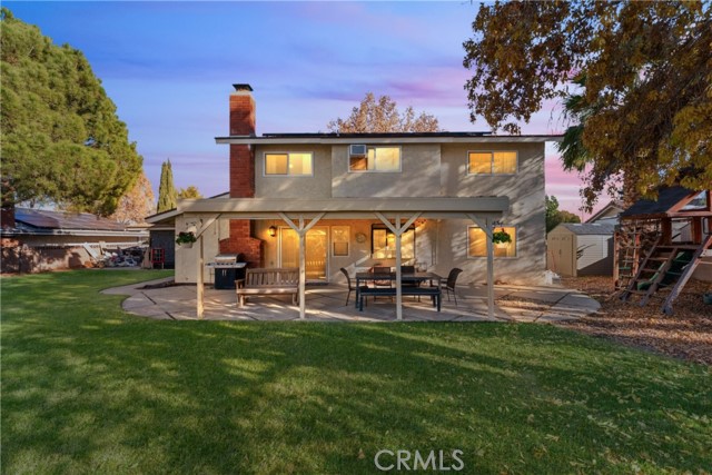 Detail Gallery Image 2 of 60 For 1635 Staffordshire, Lancaster,  CA 93534 - 4 Beds | 3 Baths