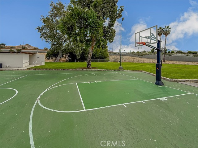 Detail Gallery Image 45 of 48 For 5021 Ambridge Dr, Calabasas,  CA 91301 - 4 Beds | 3 Baths