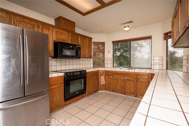 Detail Gallery Image 16 of 30 For 30088 Revis Rd, Coarsegold,  CA 93614 - 3 Beds | 2/1 Baths