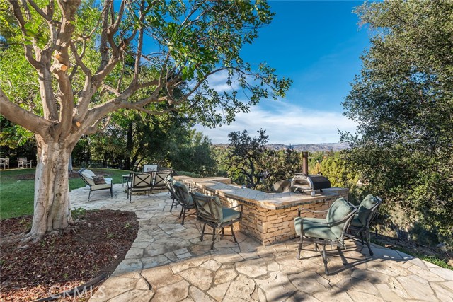 5 Bed Home for Sale in Hidden Hills, California