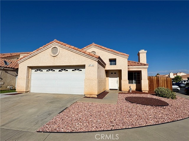 37660 Cardiff Street, Palmdale CA: https://media.crmls.org/medias/8edacd63-68a9-4e18-a69a-63e63f3223fb.jpg