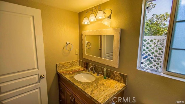 Detail Gallery Image 16 of 28 For 238 Unit a Avenida Montalvo a,  San Clemente,  CA 92672 - 3 Beds | 3/1 Baths