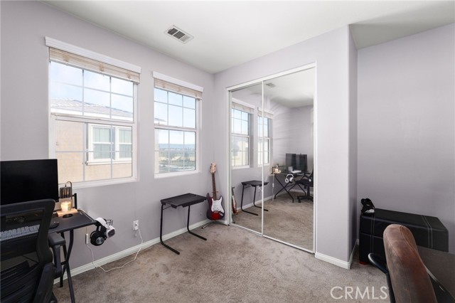 Detail Gallery Image 34 of 40 For 6064 Snapdragon, Corona,  CA 92880 - 4 Beds | 2/1 Baths