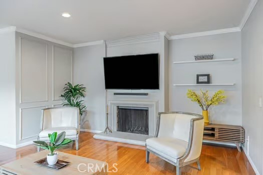 14614 Runnymede Street, Van Nuys CA: https://media.crmls.org/medias/8ee0ac66-efe7-4772-a6d6-b8dfe4634314.jpg