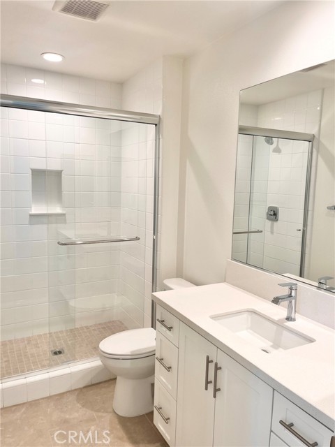 Detail Gallery Image 7 of 18 For 373 S Nevada Ave, Ventura,  CA 93004 - 4 Beds | 3 Baths