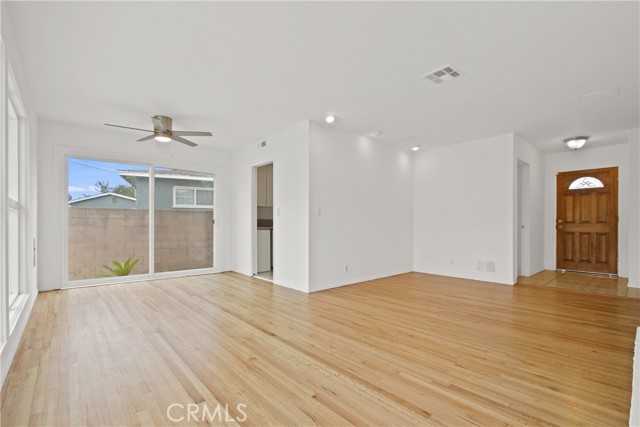 352 Granada Court, La Habra CA: https://media.crmls.org/medias/8ee10534-7015-42fd-8b54-ee13b3fefcb6.jpg